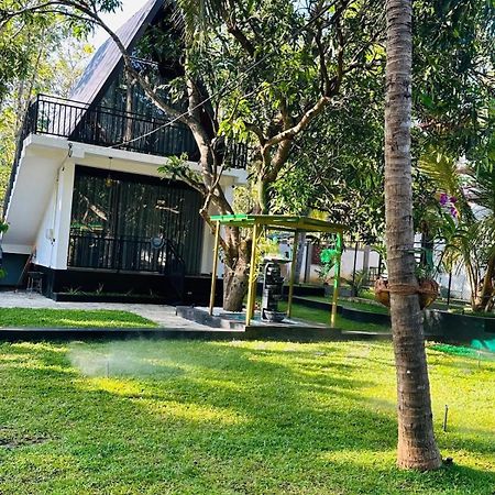 Residence Inn Udawalawe Luaran gambar
